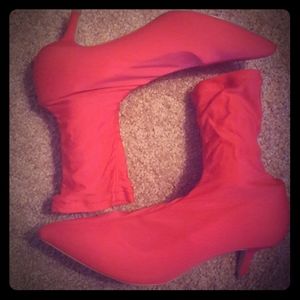 Red sock bootie pumps
